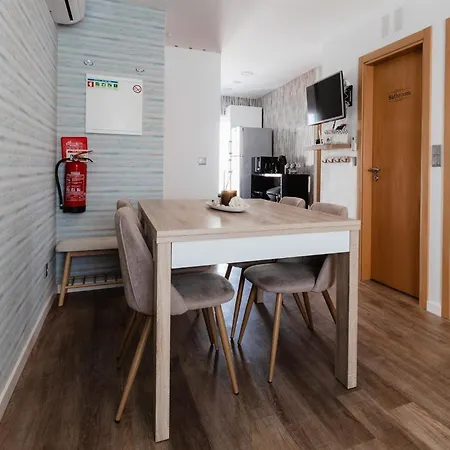 Blue Subvilla 48 Nazaré