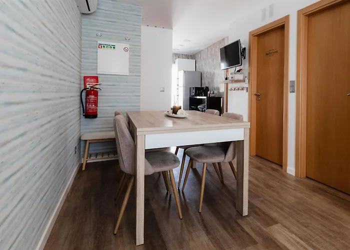 Blue Subvilla 48 Назаре